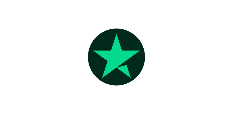 A dark green Circle with the Green Trustpilot star in the centre